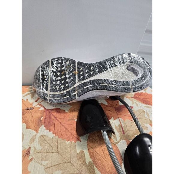 Nike Air Zoom Structure 25 White Red Running Shoes DJ7883-106 Men's Size 14 - Picture 8 of 8